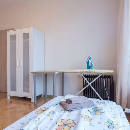 Terrace View 2-bdr | Top Center - Ndk Apartment
